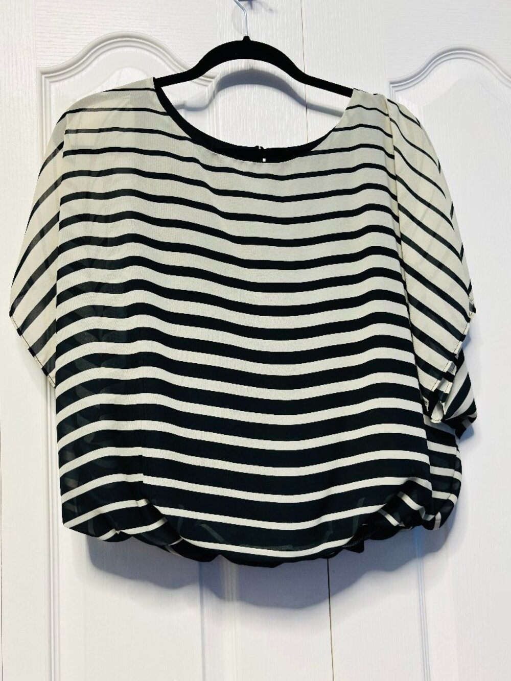 by & by Black Cream Striped Blouse Short Sleeve Top Small